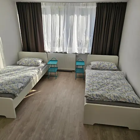 Helle Und Ruhige Im Ruhrgebiet Mit Balkon Und Garten Daire Oberhausen (North Rhine-Westphalia)